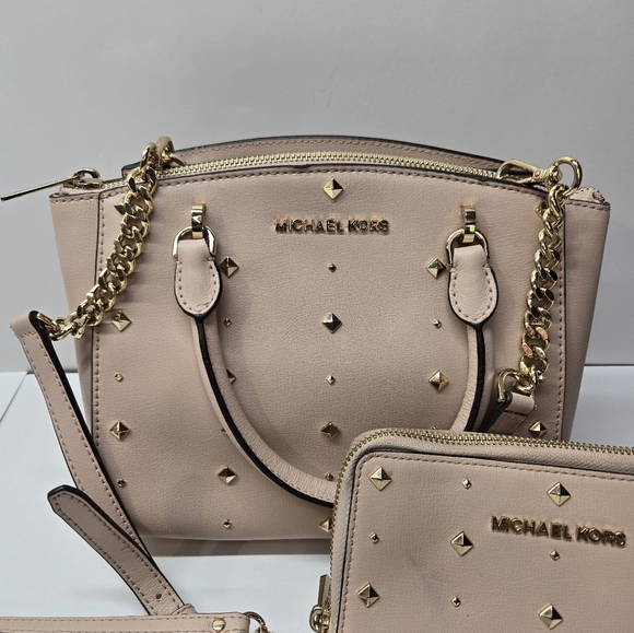 Michael Kors Ellis Leather Studded Satchel Purse With Crossbody Strap/wallet - Picture 2 of 16